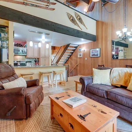 Convenient Kings Beach Condo 1 Mi To Lake Tahoe!